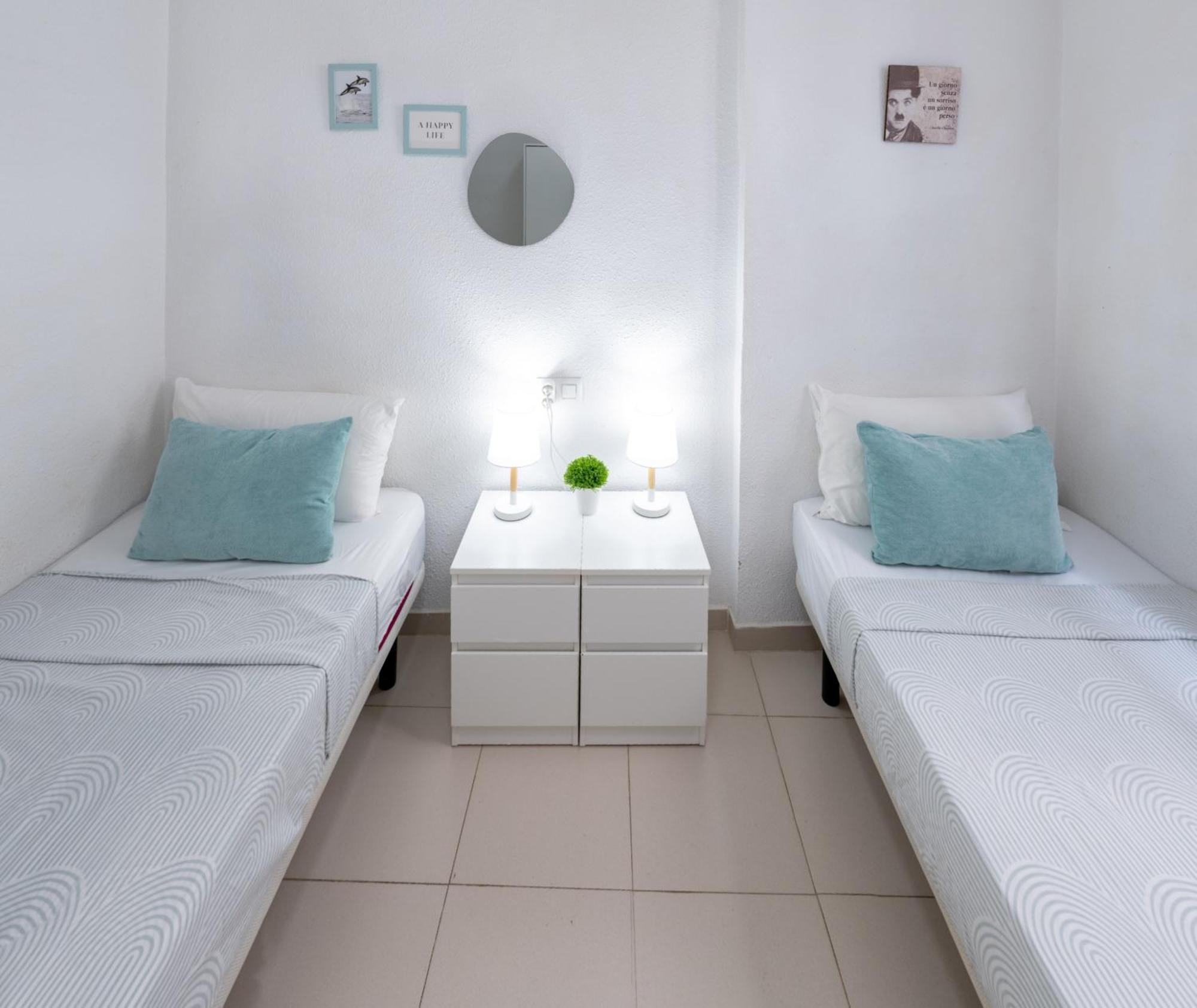 Habitacion Maritim 1 Valenza Esterno foto
